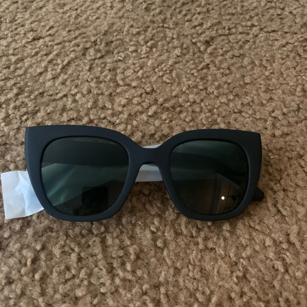 TOMS Sunglasses - Brand New!